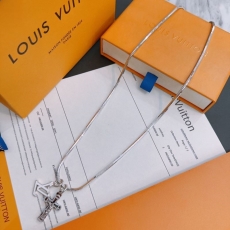 Louis Vuitton Necklaces